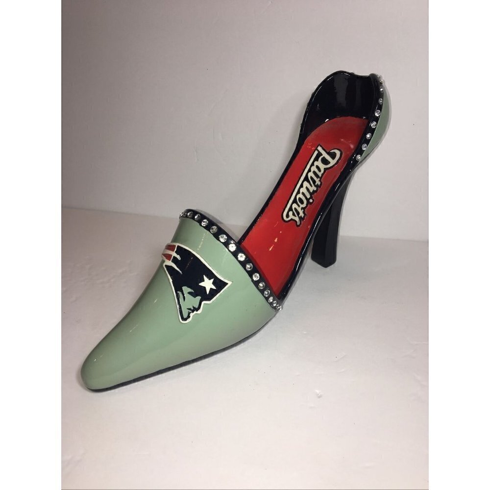 New England Patriots High Heel Shoe Wine Bottle Holder NFL Football Party - Picture 3 of 6